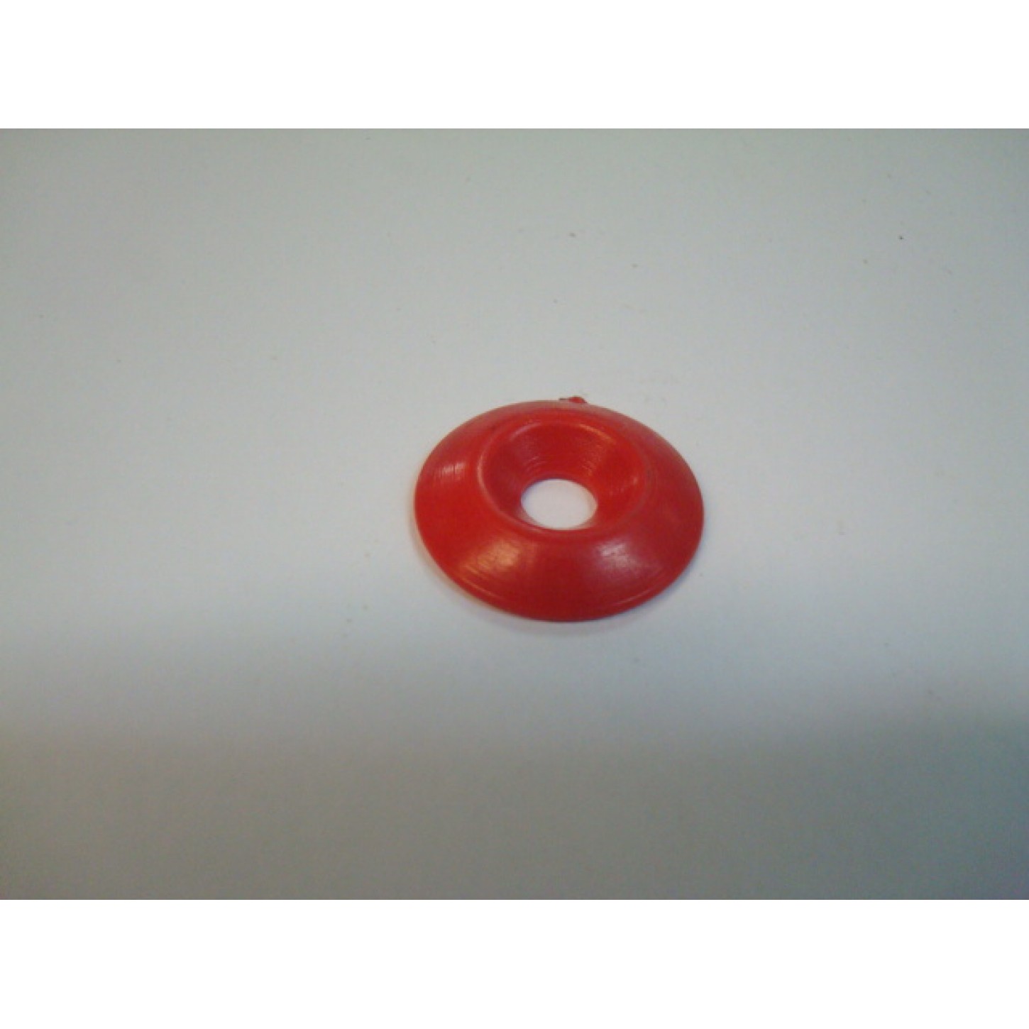 SOTTOVITE DA 6X23 ROSSO PLASTICA